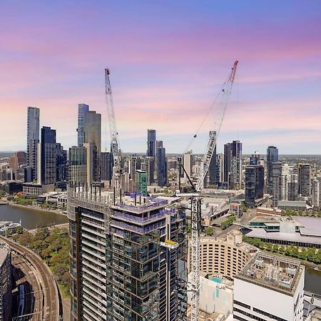 New Waterfront Living With Sublime Views 2B1B Apartment Melbourne Exterior photo